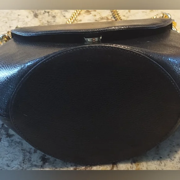 Rodo Black Italian Leather Gold Chain Crossbody Handbag - Picture 6 of 13